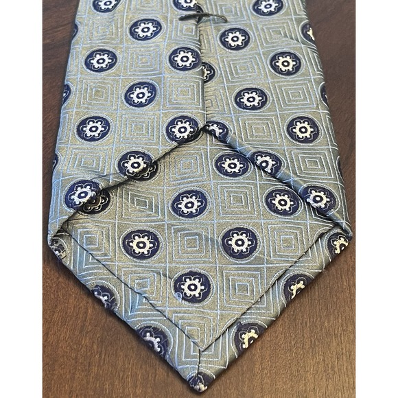 Jos. A. Bank Signature Collection, 100% Silk, Hand Made,men’s Neck Tie, China - Picture 2 of 9